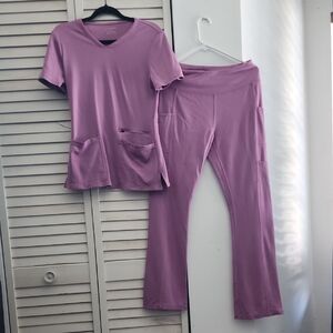 Jaanuu Women's Lavender SMALL SCRUBS  Set HIGHWAISTED In Small